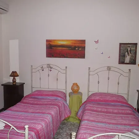 A Casa Di Marco 2* كاتانيا