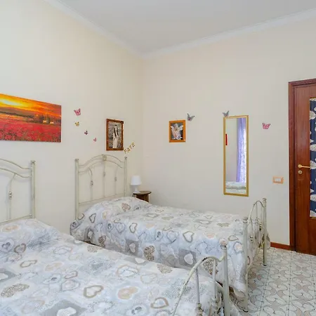 فندق مبيت وإفطار A Casa Di Marco كاتانيا